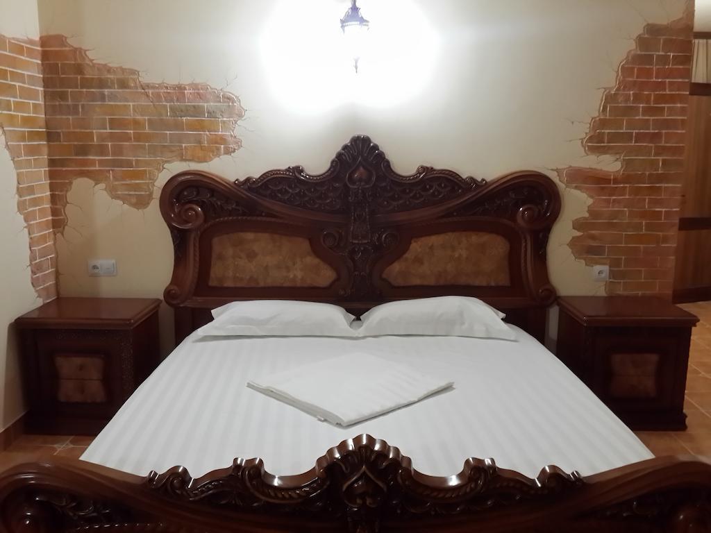 Venezia Palazzo Hotel 예레반 외부 사진