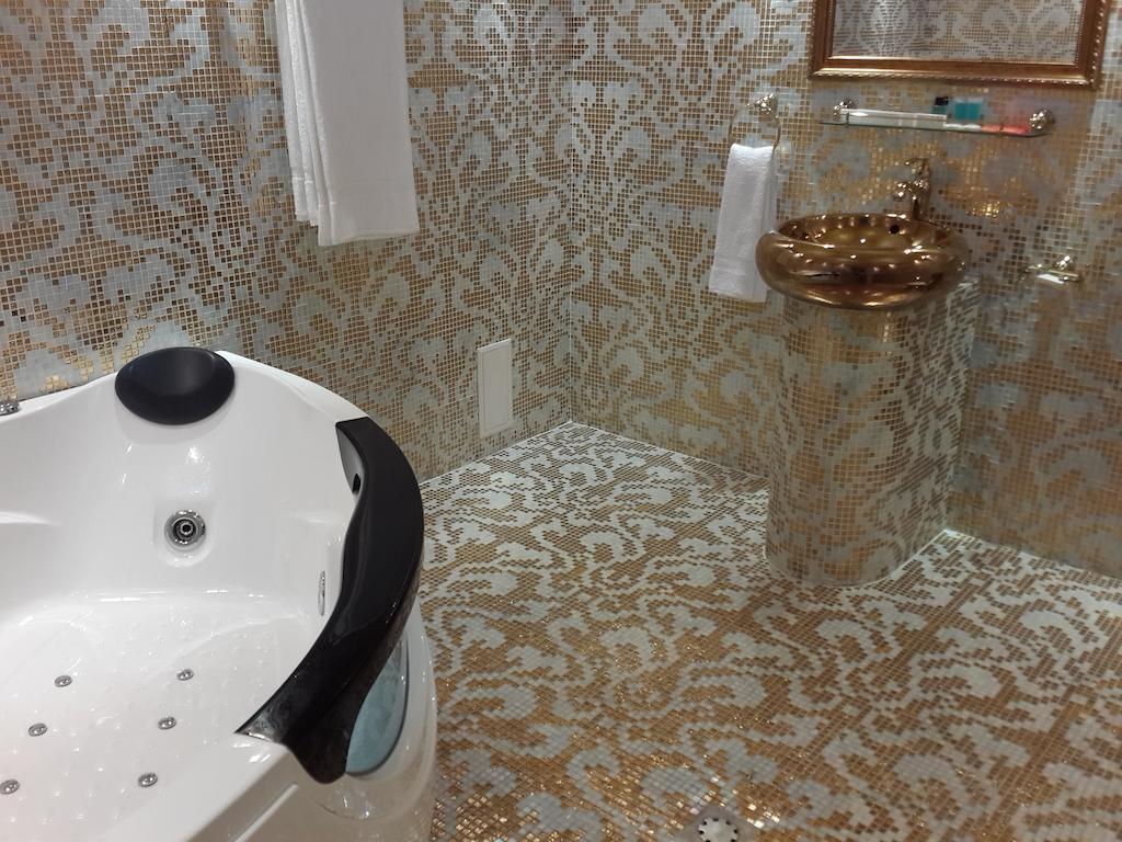 Venezia Palazzo Hotel 예레반 객실 사진